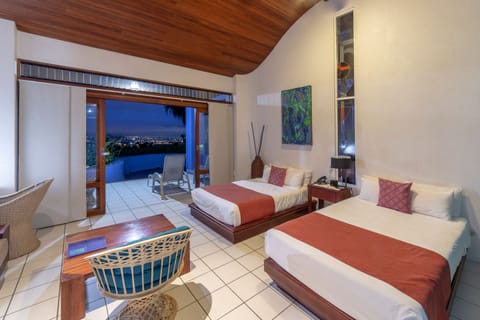 Prima Villa 2 Beds | Premium bedding, minibar, in-room safe, individually decorated