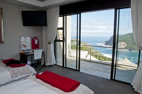 Deluxe Double Room, 1 Bedroom, Ocean View | Balcony view