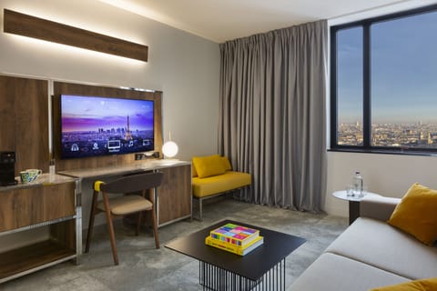 Deluxe Suite, 1 King Bed with Sofa bed, View (Paris View) | Egyptian cotton sheets, premium bedding, minibar, in-room safe