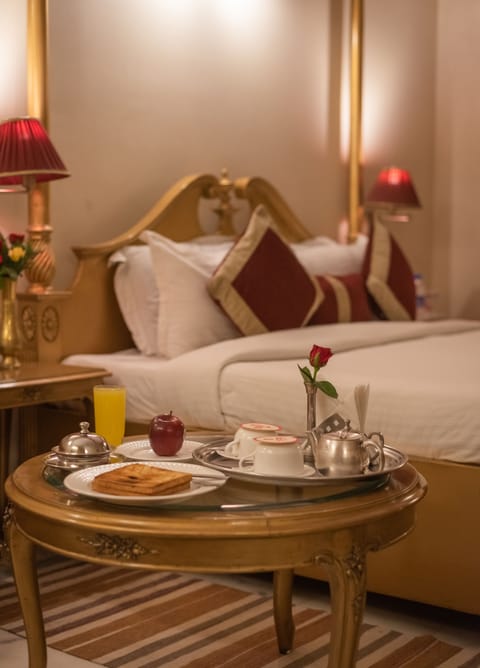 Daily continental breakfast (INR 500.00 per person)