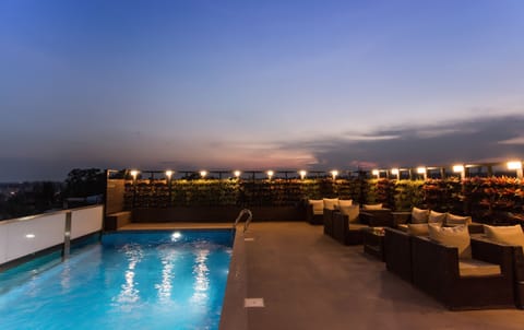 Rooftop pool