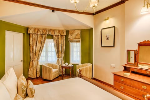 Deluxe Double Room | In-room safe, desk, iron/ironing board, free cribs/infant beds