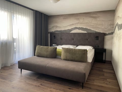 Standard Double Room | In-room safe, individually decorated, individually furnished