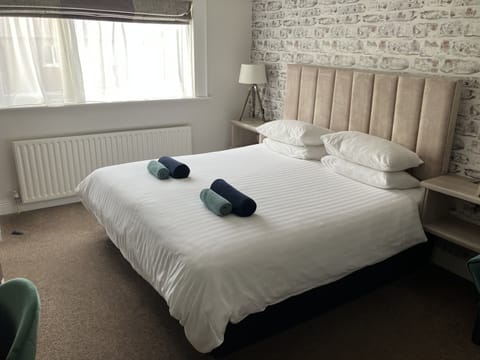 Double Room (Superking) | Egyptian cotton sheets, premium bedding, in-room safe