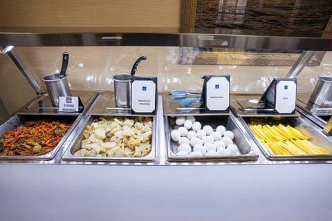 Daily continental breakfast (USD 15 per person)