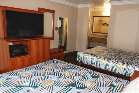 Standard Room, 2 Queen Beds, Non Smoking, Refrigerator & Microwave | Desk, free WiFi, bed sheets