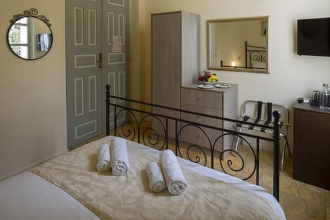 Double Room (Promo) | Premium bedding, down comforters, minibar, in-room safe