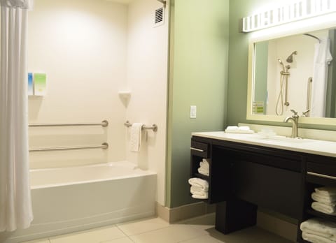 Suite, 1 King Bed, Accessible, Bathtub (Mobility & Hearing) | Bathroom | Free toiletries, hair dryer, towels