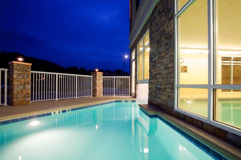 Indoor pool, outdoor pool, sun loungers