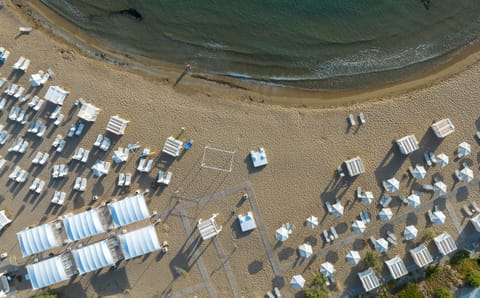 Private beach, beach cabanas, sun loungers, beach umbrellas