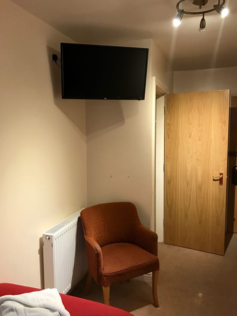 Single Room, Ensuite | Free WiFi, bed sheets