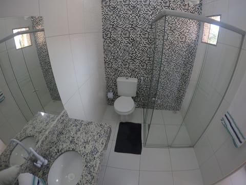 Standard Room | Bathroom | Shower