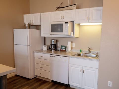 Suite, 1 Bedroom, Lake View | Private kitchenette | Full-size fridge, microwave, dishwasher, coffee/tea maker