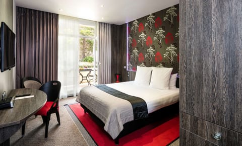 Superior Double Room, Garden View | Room amenity