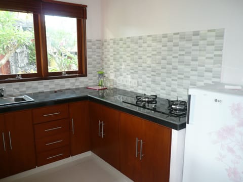 Villa, 1 Bedroom, Private Pool | Private kitchenette | Fridge, stovetop, coffee/tea maker, electric kettle