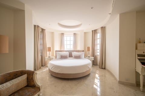 Premium bedding, Select Comfort beds, minibar, in-room safe