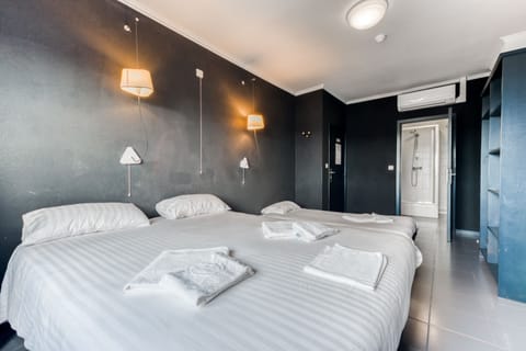 Triple Room | Premium bedding, desk, free WiFi, bed sheets