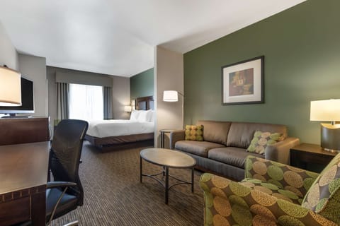Suite, 1 King Bed, Non Smoking, Refrigerator & Microwave | Premium bedding, pillowtop beds, in-room safe, desk