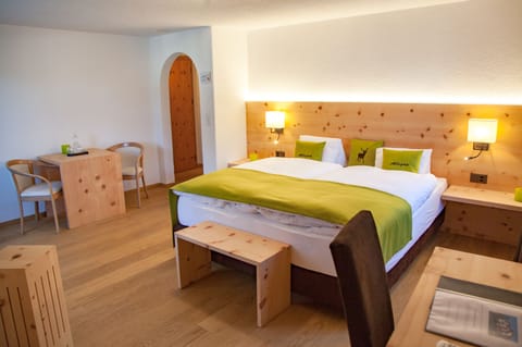 Comfort Double Room, Mountain View | In-room safe, desk, free cribs/infant beds, free WiFi