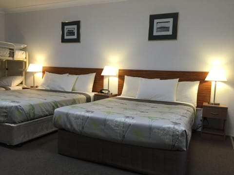 Large Family Room  | Minibar, desk, iron/ironing board, free WiFi