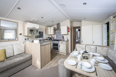 2 Bedroom Gold Caravan | Private kitchen | Full-size fridge, microwave, oven