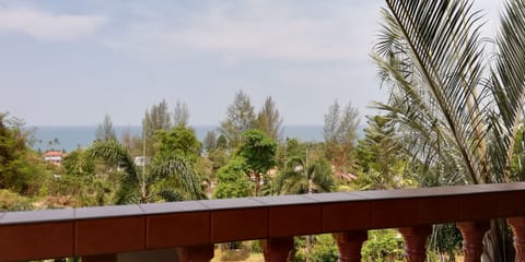 Apartment, 1 Bedroom, Ocean View 3 | Terrace/patio