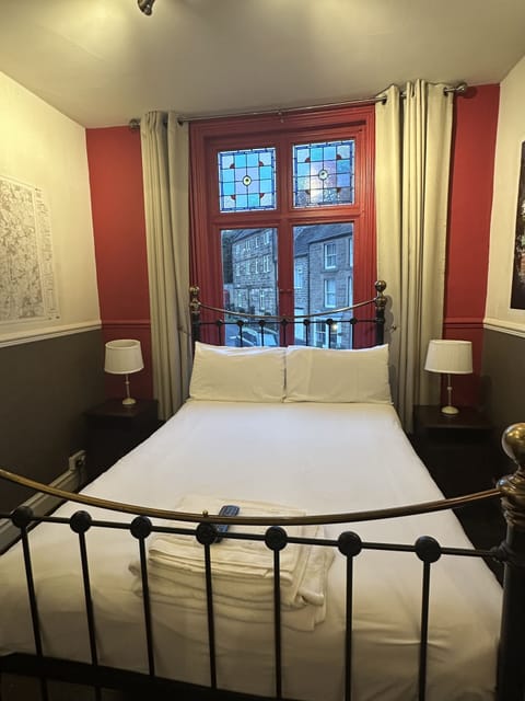 Standard Double Room | Iron/ironing board, free WiFi, bed sheets