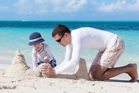 Private beach, sun loungers, beach umbrellas, beach bar