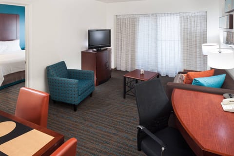 Suite, 1 Bedroom, Balcony | Premium bedding, pillowtop beds, desk, laptop workspace