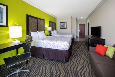 Suite, 2 Queen Beds | Premium bedding, pillowtop beds, desk, laptop workspace