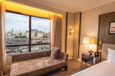 Junior Suite | Egyptian cotton sheets, premium bedding, down comforters, pillowtop beds