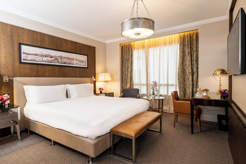 Deluxe Room | Egyptian cotton sheets, premium bedding, down comforters, pillowtop beds