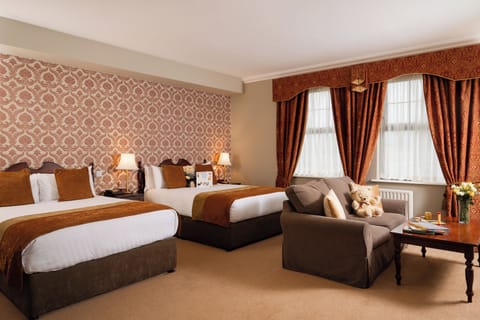 Individually decorated, desk, iron/ironing board, free WiFi