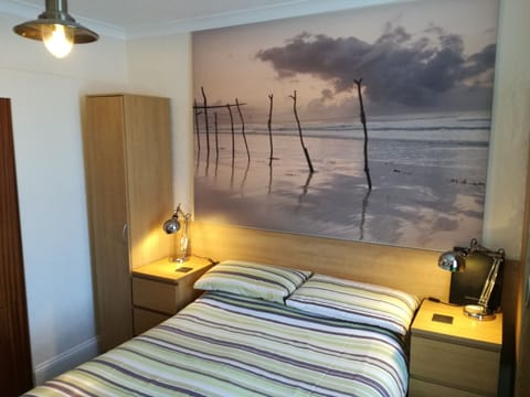 Double Room, Ensuite | Free WiFi, bed sheets