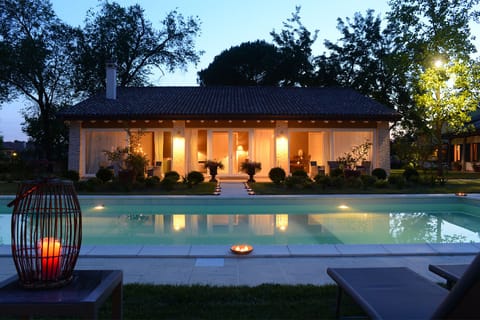 Front of property - evening/night