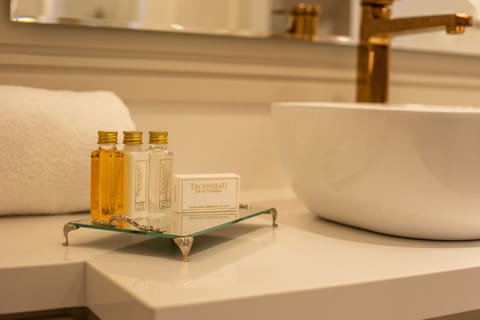 Suite Imperial | Bathroom | Designer toiletries, hair dryer, bathrobes, towels