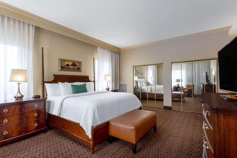 Presidential Suite, 1 King Bed, Accessible, Non Smoking (Mobility) | Premium bedding, pillowtop beds, in-room safe, desk