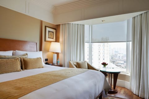 Leela Executive Suite With 1+1 Happy hours are from 5pm to 7pm at 6 degrees on selected brands. | View from room