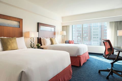 Premium bedding, pillowtop beds, minibar, in-room safe