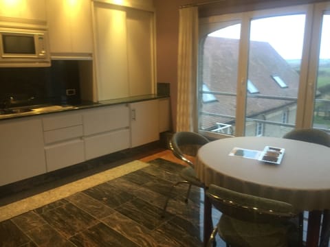 Apartment, 1 Bedroom, Tower | Premium bedding, blackout drapes, free WiFi, bed sheets