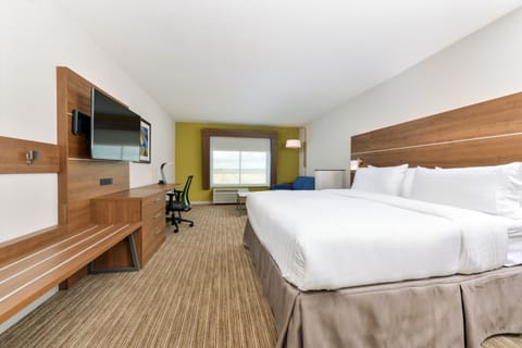 Suite, 1 King Bed | Premium bedding, pillowtop beds, in-room safe, individually furnished