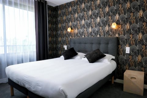 Comfort Double Room | 1 bedroom, premium bedding, desk, iron/ironing board