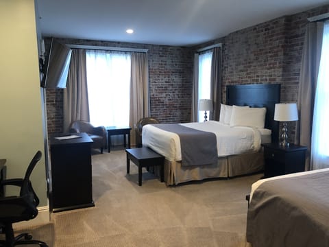Standard Room, 2 Queen Beds | Desk, free WiFi