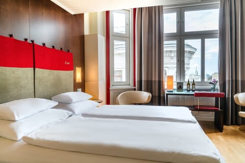 Superior Room, City View | Premium bedding, minibar, in-room safe, desk