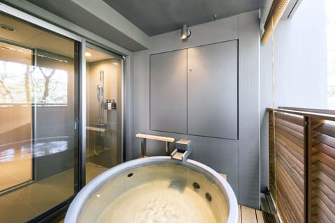 Deluxe Room, Non Smoking (Japanese Western, Outdoor Hot Spring) | Bathroom amenities | Free toiletries, hair dryer, slippers, electronic bidet