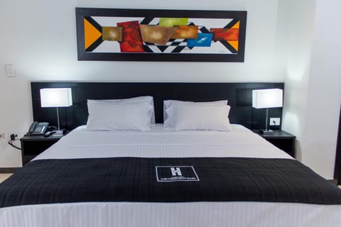 Premium bedding, Select Comfort beds, minibar, in-room safe