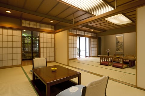 - Kissyotei - Deluxe Japanese Style Room, Open Air Bath | Minibar, in-room safe