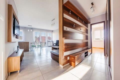 Apartment, 1 Bedroom, Balcony | Soundproofing, cribs/infant beds