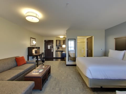 Suite, 1 King Bed, Accessible (Communications, Accessible Tub) | Premium bedding, pillowtop beds, desk, blackout drapes