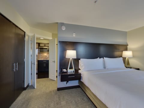 Suite, 1 King Bed, Accessible | Premium bedding, pillowtop beds, desk, blackout drapes